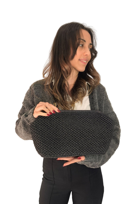 El Örgüsü Geniş Burslu Clutch Çanta