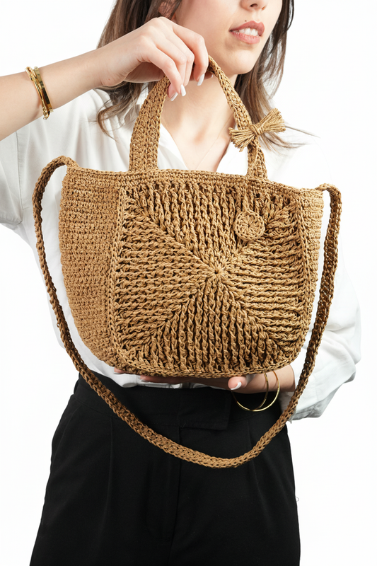 Geometrik Üçgen Motifli El Yapımı Naturel Örgü Çanta – Kare Form