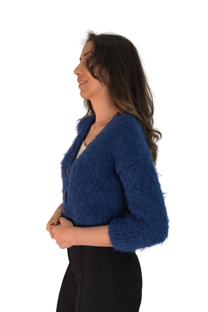 Lacivert Tüylü Crop Triko Hırka – Düğmeli Tasarım