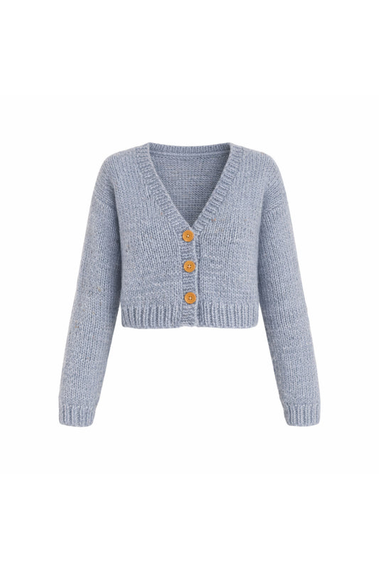 Gri El Örgüsü Crop Hırka – V Yaka Düğmeli Triko