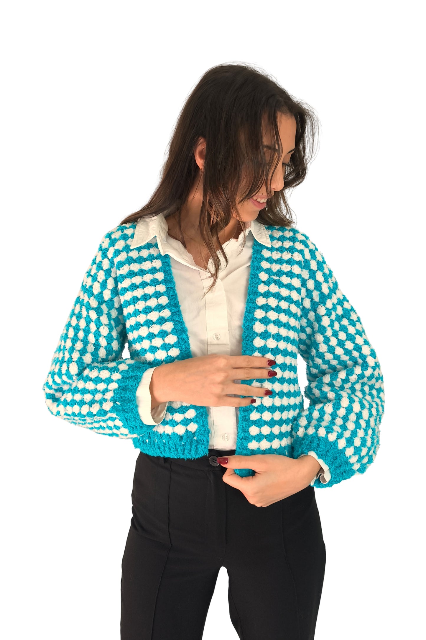 Kare Motifli Mavi Triko Hırka – Crop Kesim El Örgüsü Tasarım