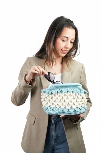 El Yapımı Timsah Deri Desenli Mavi Beyaz Çanta