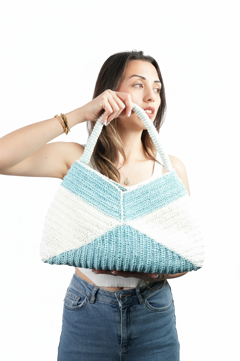 El Yapımı Örgü Omuz Çantası | Mavi & Beyaz Geometrik Tasarım